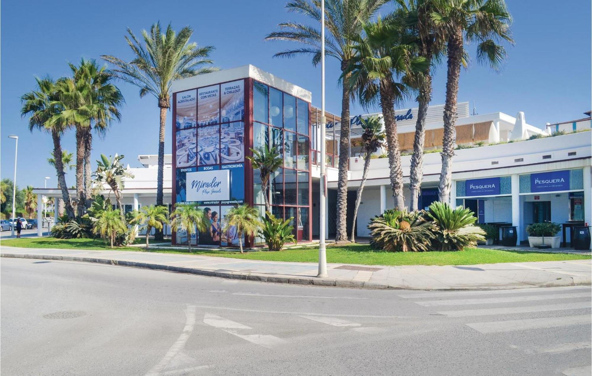3 Bedroom Stunning Apartment In Motril Exterior photo