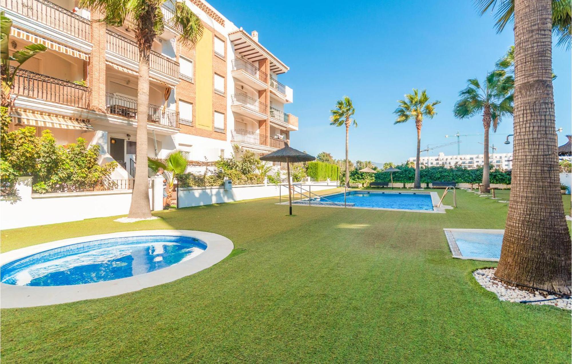 3 Bedroom Stunning Apartment In Motril Exterior photo